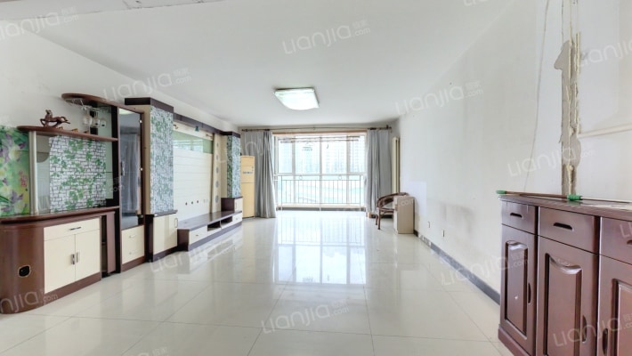 彩虹街区二手房实景图