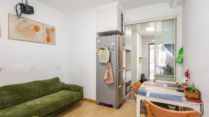 康健路25弄二手房实景图