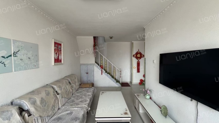 合隆高级中学家属楼二手房实景图