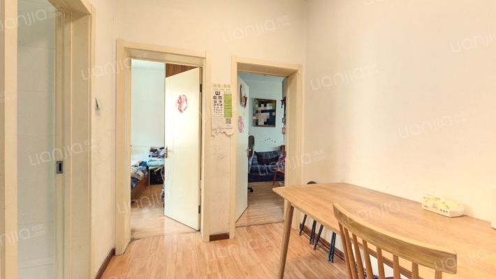 太极小区二手房实景图