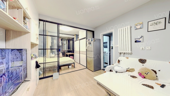 雅丽世居二手房实景图