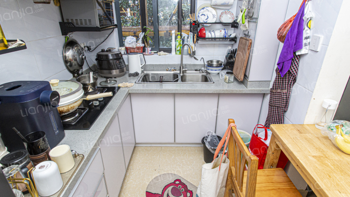 中科小区(徐汇)二手房实景图