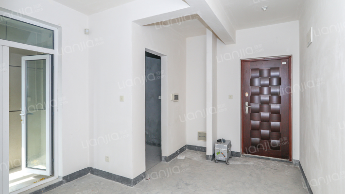 绿地东岸涟城二手房实景图