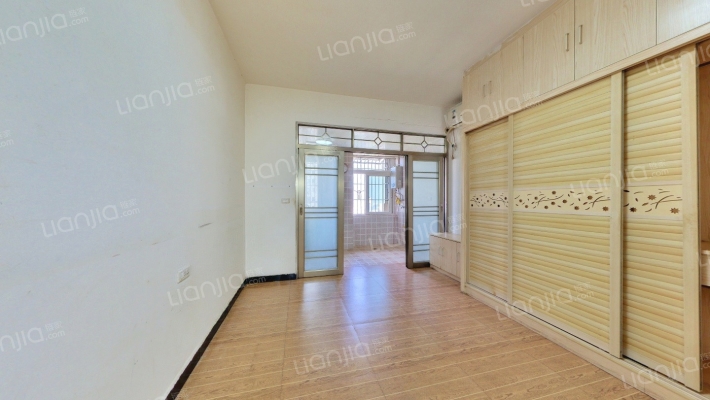 海宇中央鑫都二手房实景图