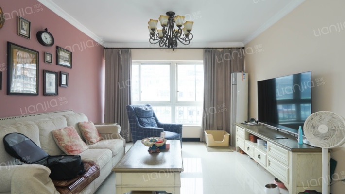 英伦世家二手房实景图