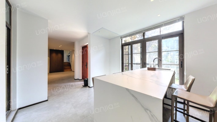 阿卡迪亚三区二手房实景图