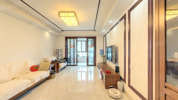 亲湖苑A区二手房实景图