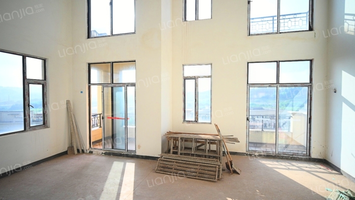 金科岭上C区二手房实景图