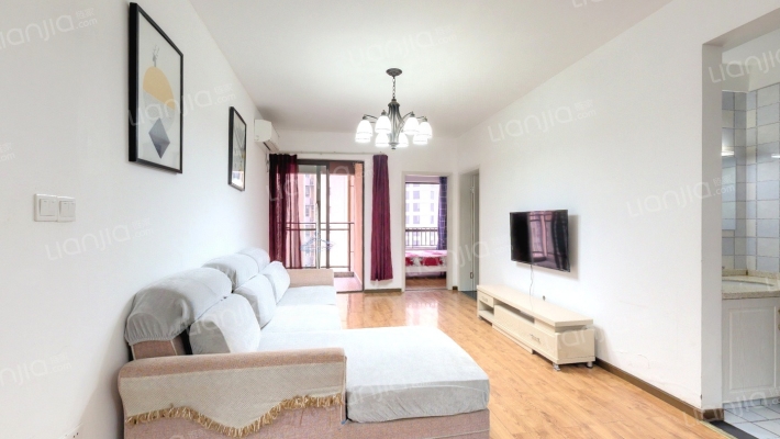 和泓江山国际二手房实景图