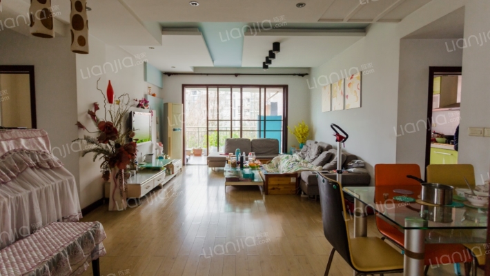 警官苑二手房实景图