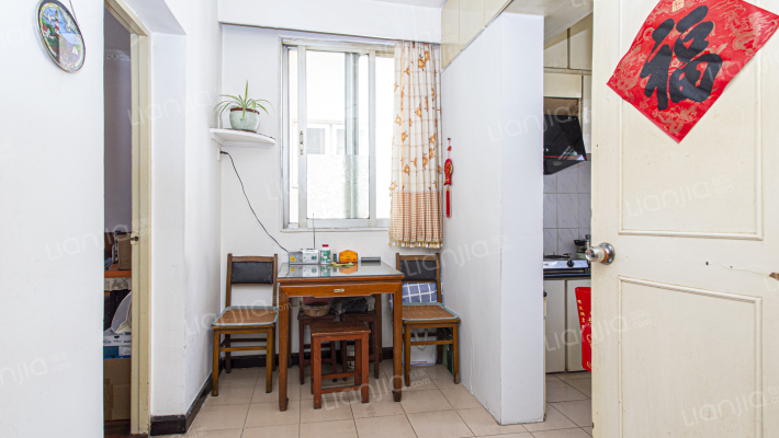 漕溪四村二手房实景图