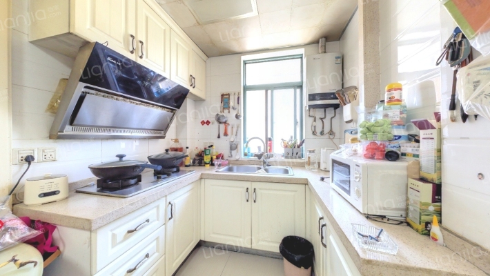 沿河四村二手房实景图