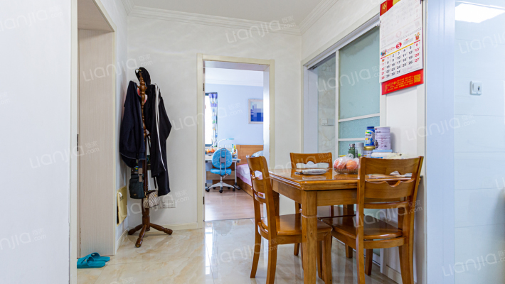 光辉小区二手房实景图