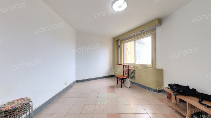 苹果园小区三区二手房实景图