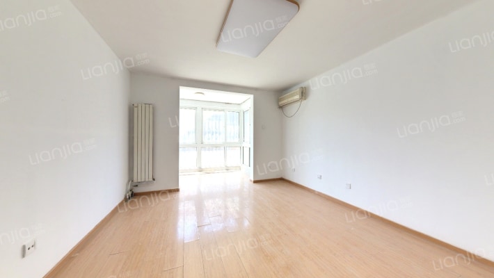 政馨园二区二手房实景图