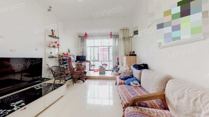 银雅华庭二手房实景图