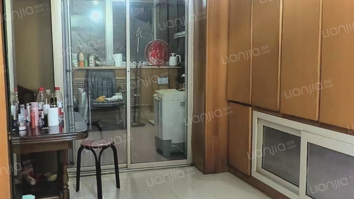 省二建宿舍二手房实景图