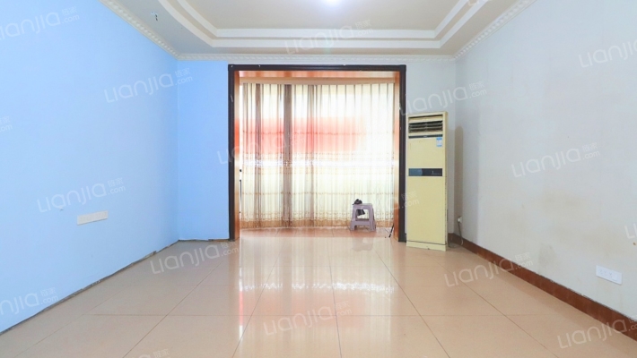 天鹅山庄综合楼二手房实景图