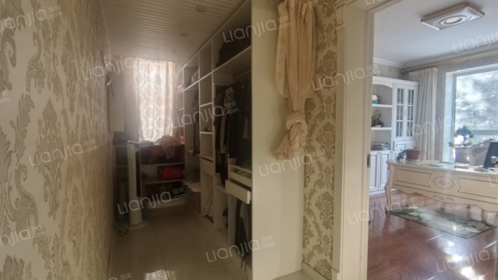 时代·孔雀城二手房实景图