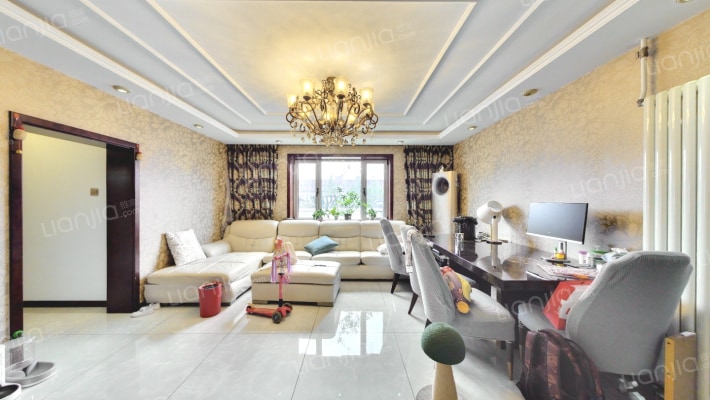 六铺炕一区6号院二手房实景图