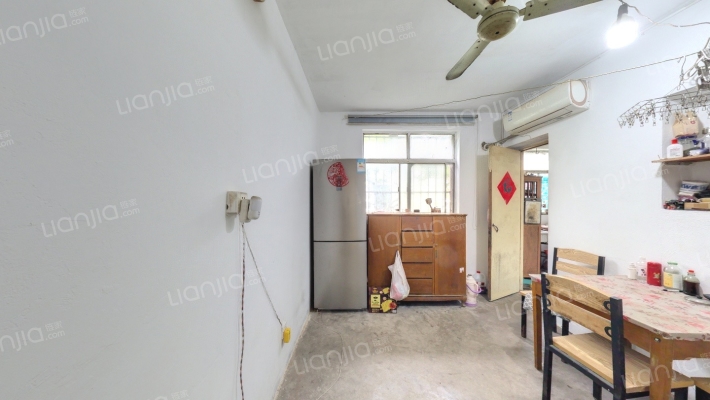 思凡花苑六街坊二手房实景图