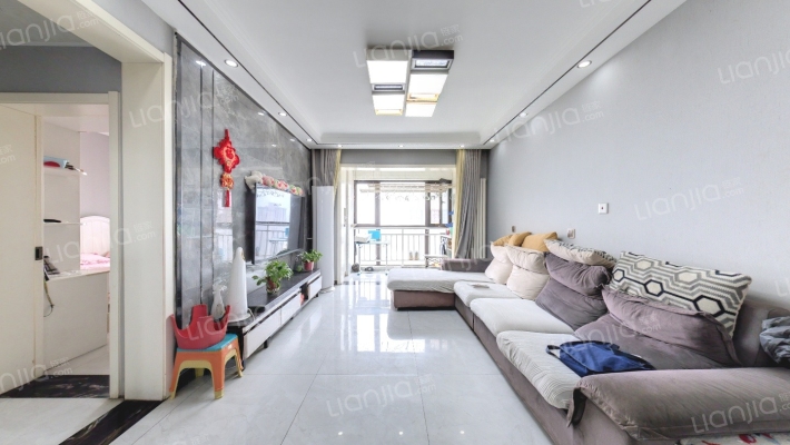 祝福红城五期二手房实景图