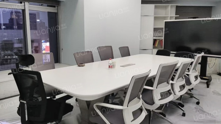 招商银行大厦二手房实景图