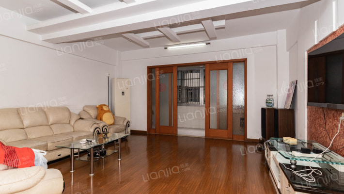 利宝小区二手房实景图