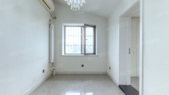 青塔秀园二手房实景图