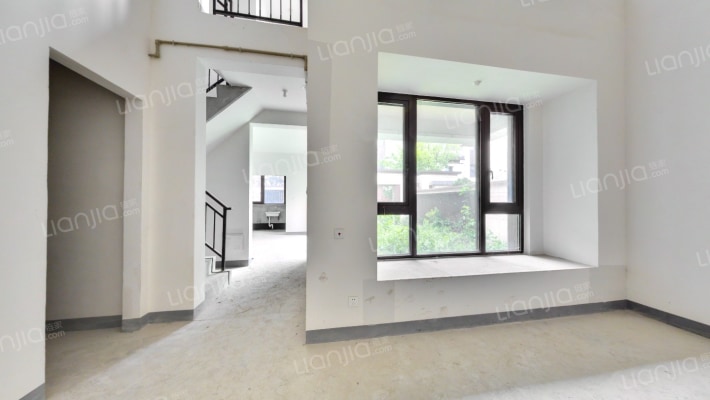 新城上坤樾山明月二手房实景图