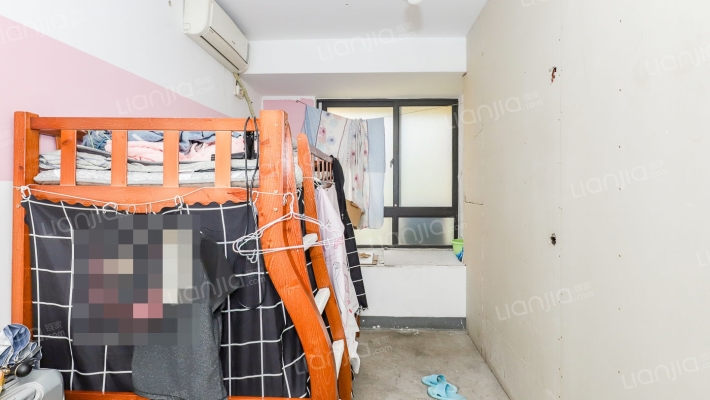 中环国际公寓(三期)二手房实景图