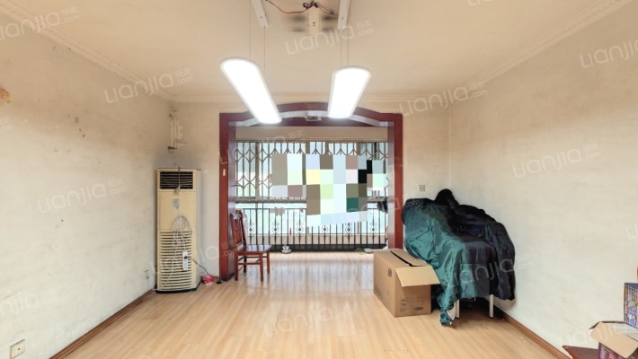 爱民路126号二手房实景图