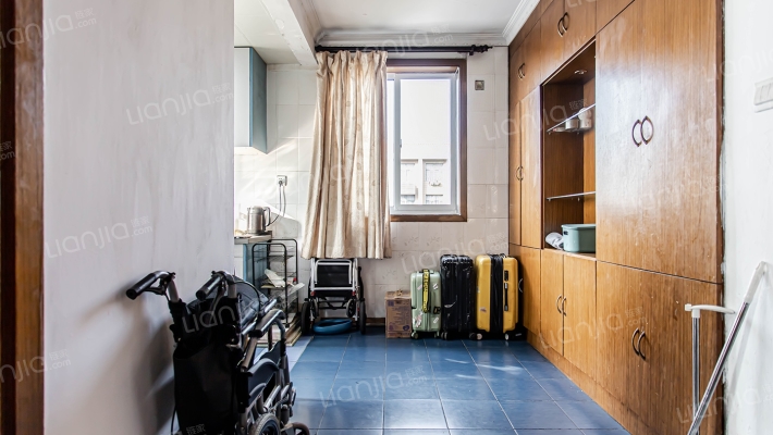 真北新村三街坊二手房实景图