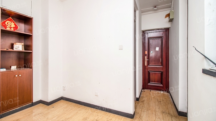 沪东大楼二手房实景图