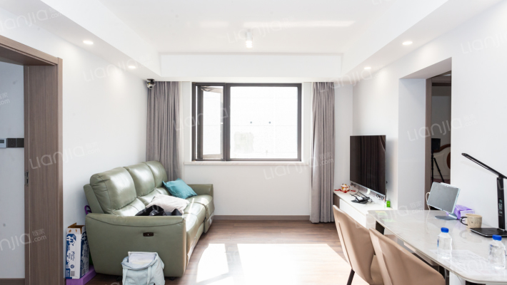 金汇花园三街坊先锋公寓二手房实景图