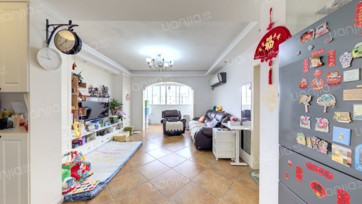 海霞佳苑二手房实景图