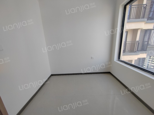 整租·万汇中心三期 3室1厅 东