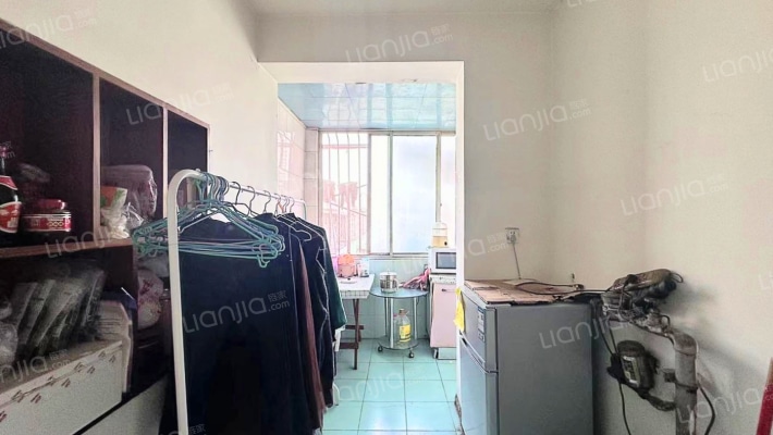 金沙路73号二手房实景图