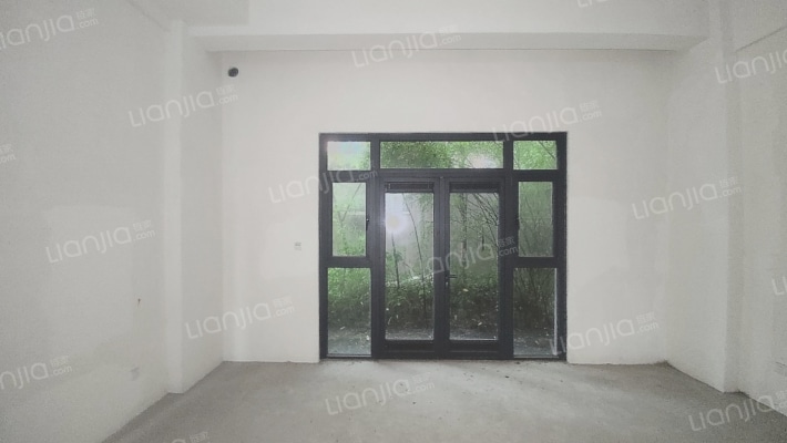 逸翠庄园君玺二手房实景图