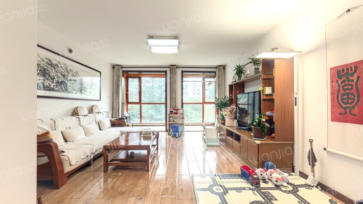 康庭嘉苑二手房实景图