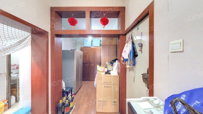 府青路二段18号二手房实景图