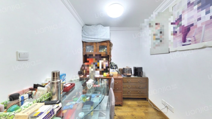 虹纺小区二手房实景图