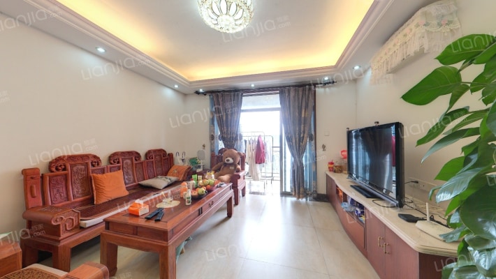 世纪华庭二手房实景图