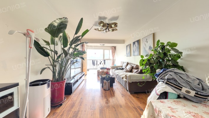 国美第一城2号院二手房实景图