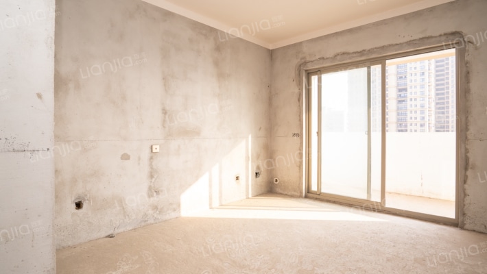 东湖雅苑二手房实景图