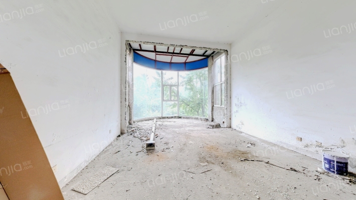 西区花园别墅绿之韵二手房实景图