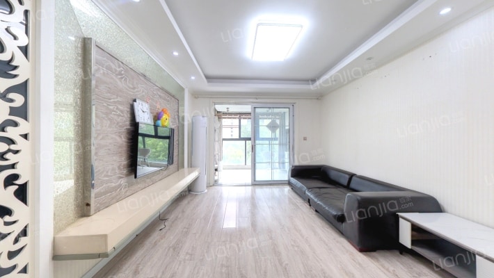 旭日学府二手房实景图