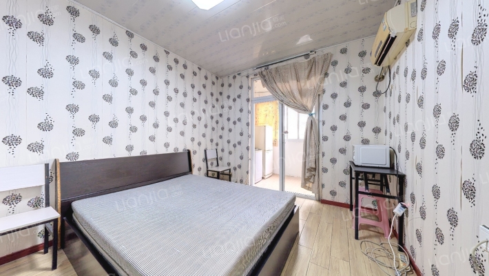 上钢三村二手房实景图