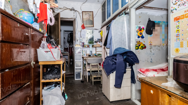 松花江路930号二手房实景图