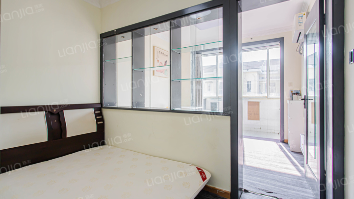 梅岭新村二手房实景图